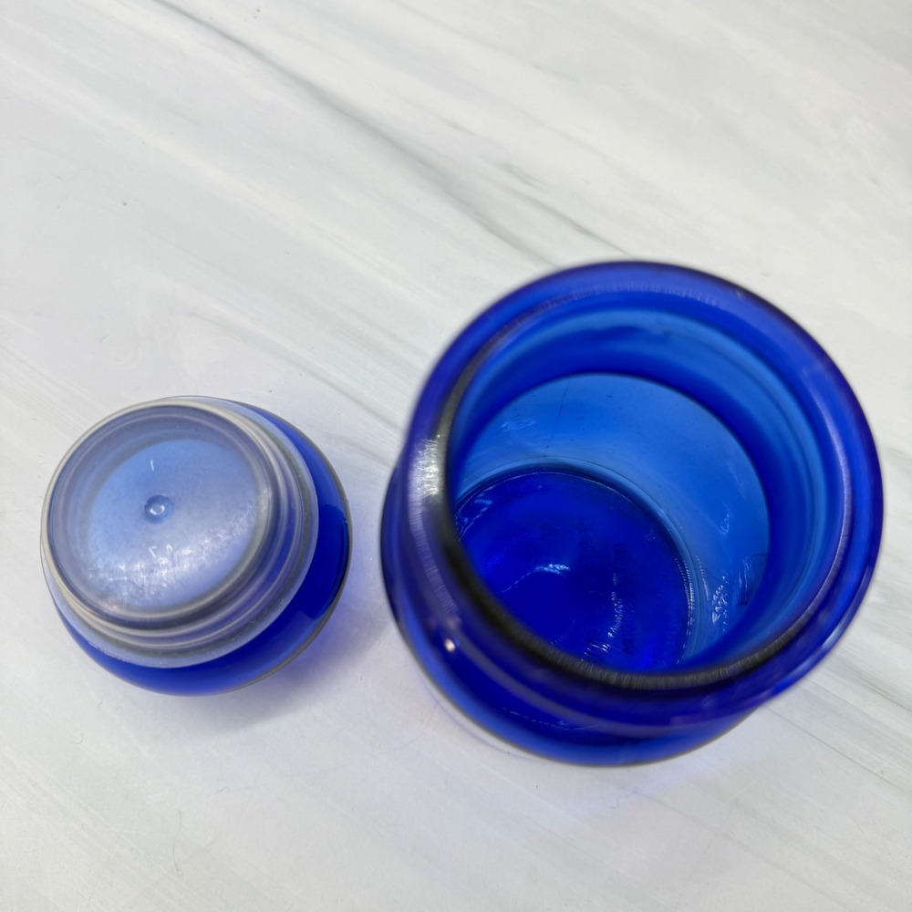 Vintage Cobalt Blue Glass Apothecary Jar with Bubble Lid Made in Belgium 5.5 in - Picture 4 of 6